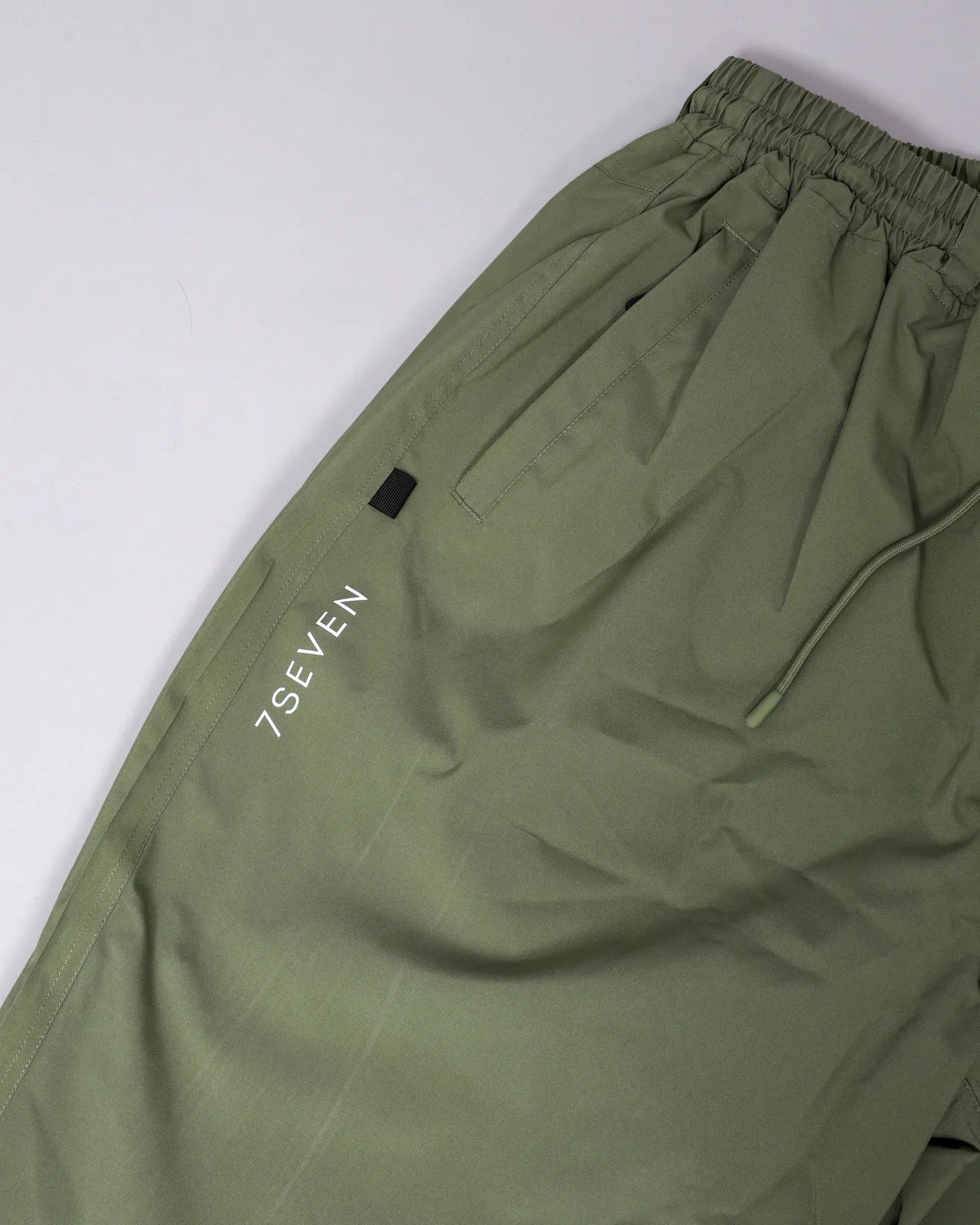 Olive 7SEVEN Baggy Snow Pants — 9S9A2202