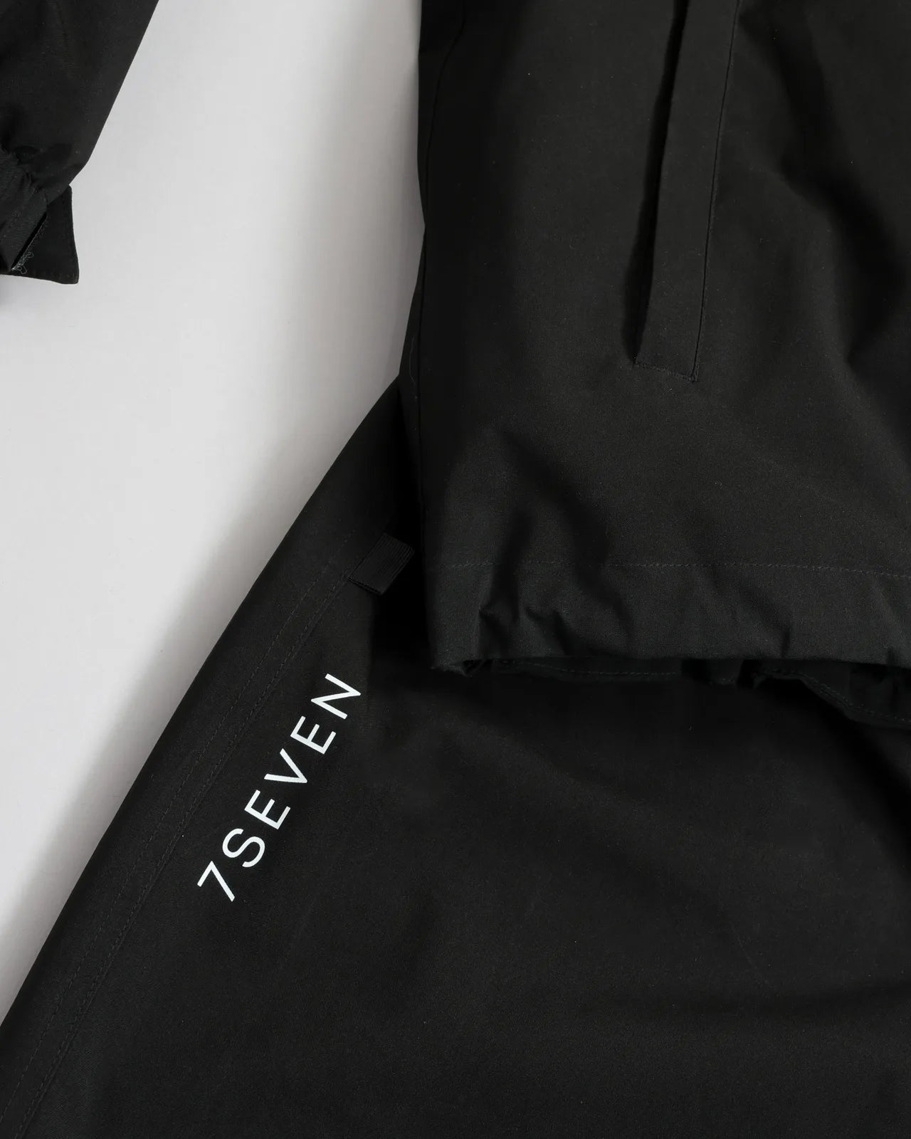 Black 7SEVEN Baggy Snow Pants — 9S9A2264