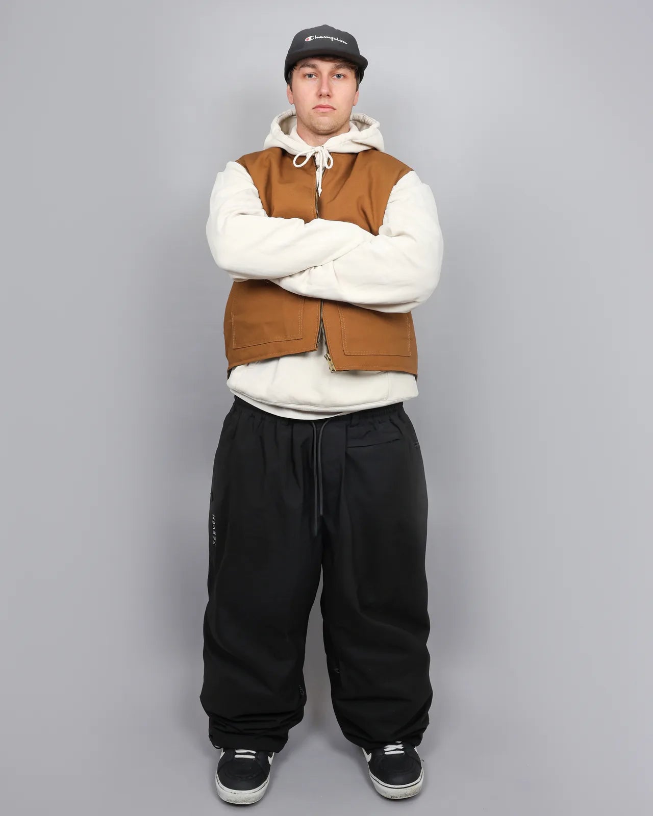 Black 7SEVEN Baggy Snow Pants — 9S9A2317