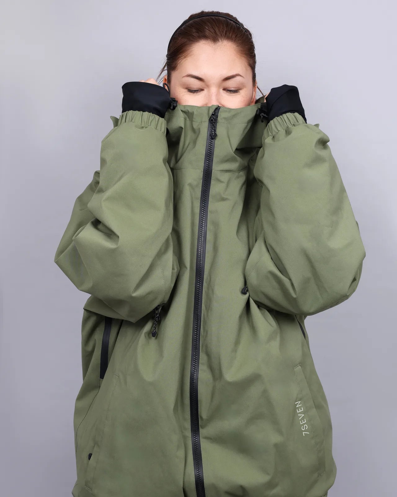 Olive 7SEVEN Core Snow Jacket — 9S9A2385