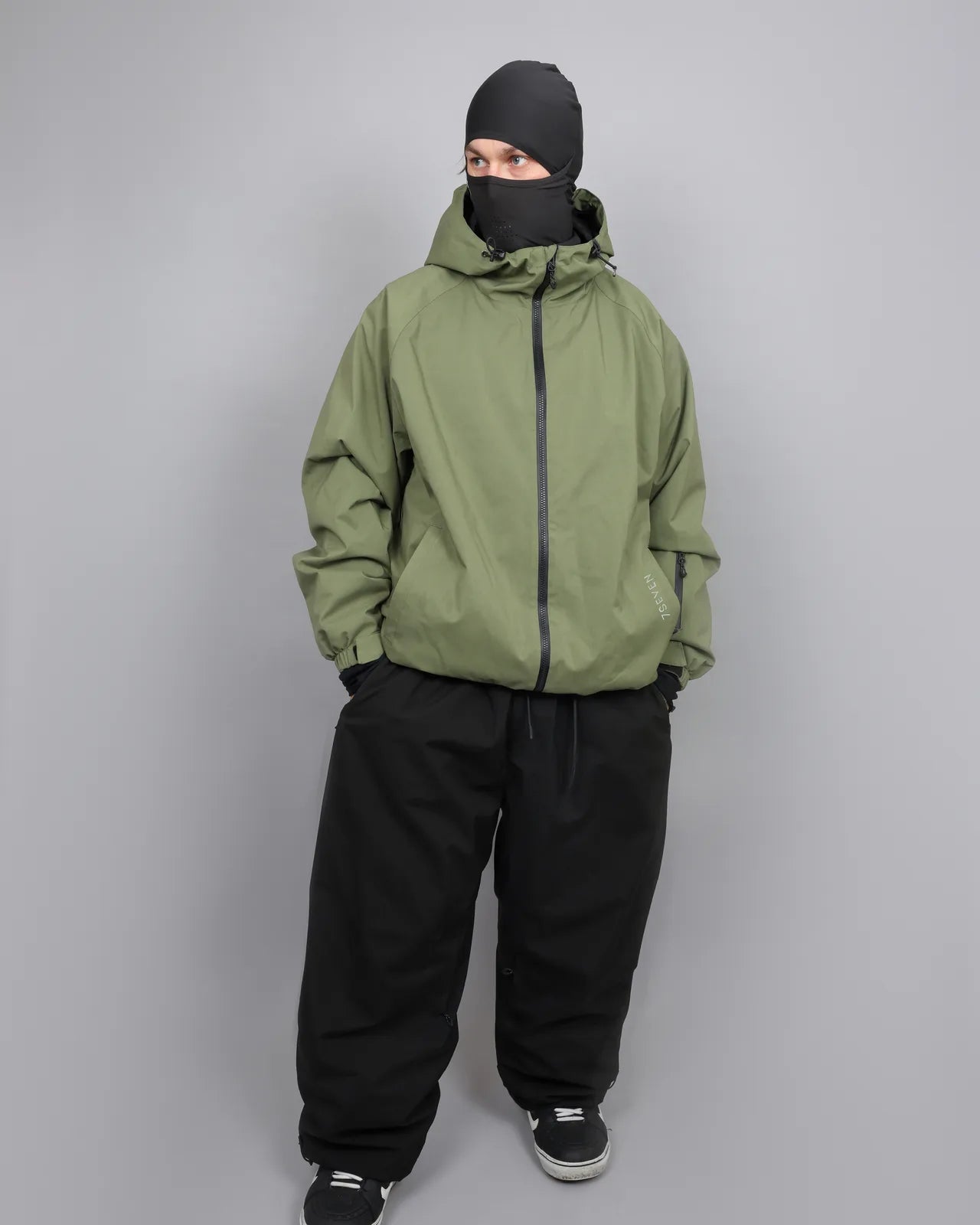 Black 7SEVEN Baggy Snow Pants — 9S9A2466