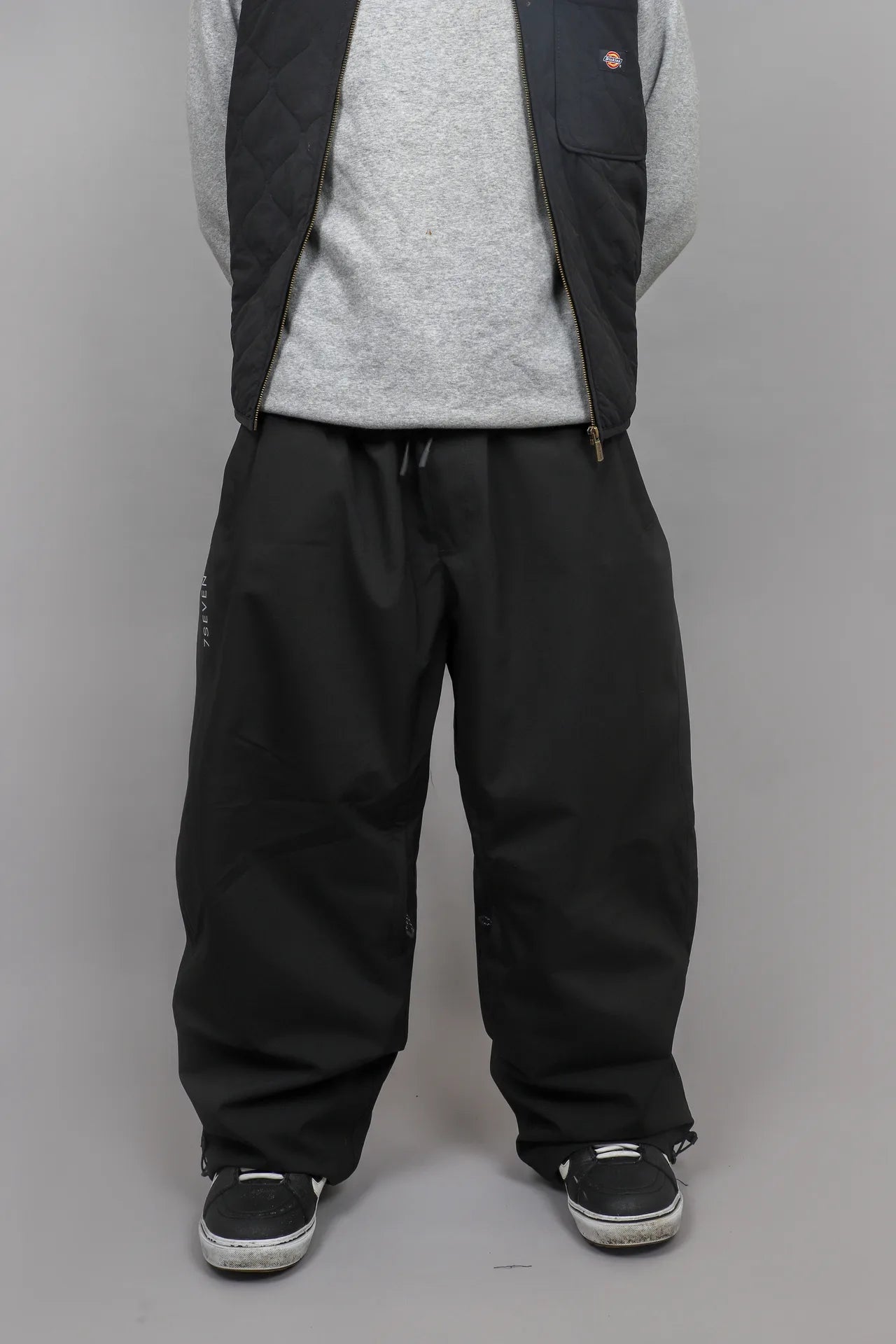 Black 7SEVEN Baggy Snow Pants — IMG_0022